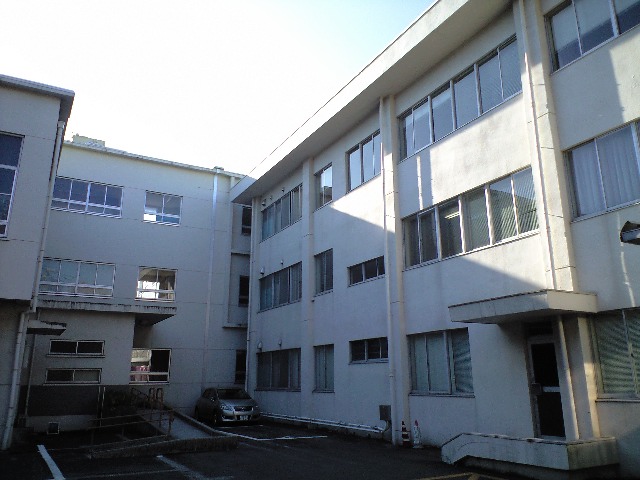 静岡地方裁判所沼津支部・沼津簡易裁判所 ｜ 三岡陽（みつおか・よう）司法書士の骨【司法書士法人静岡】